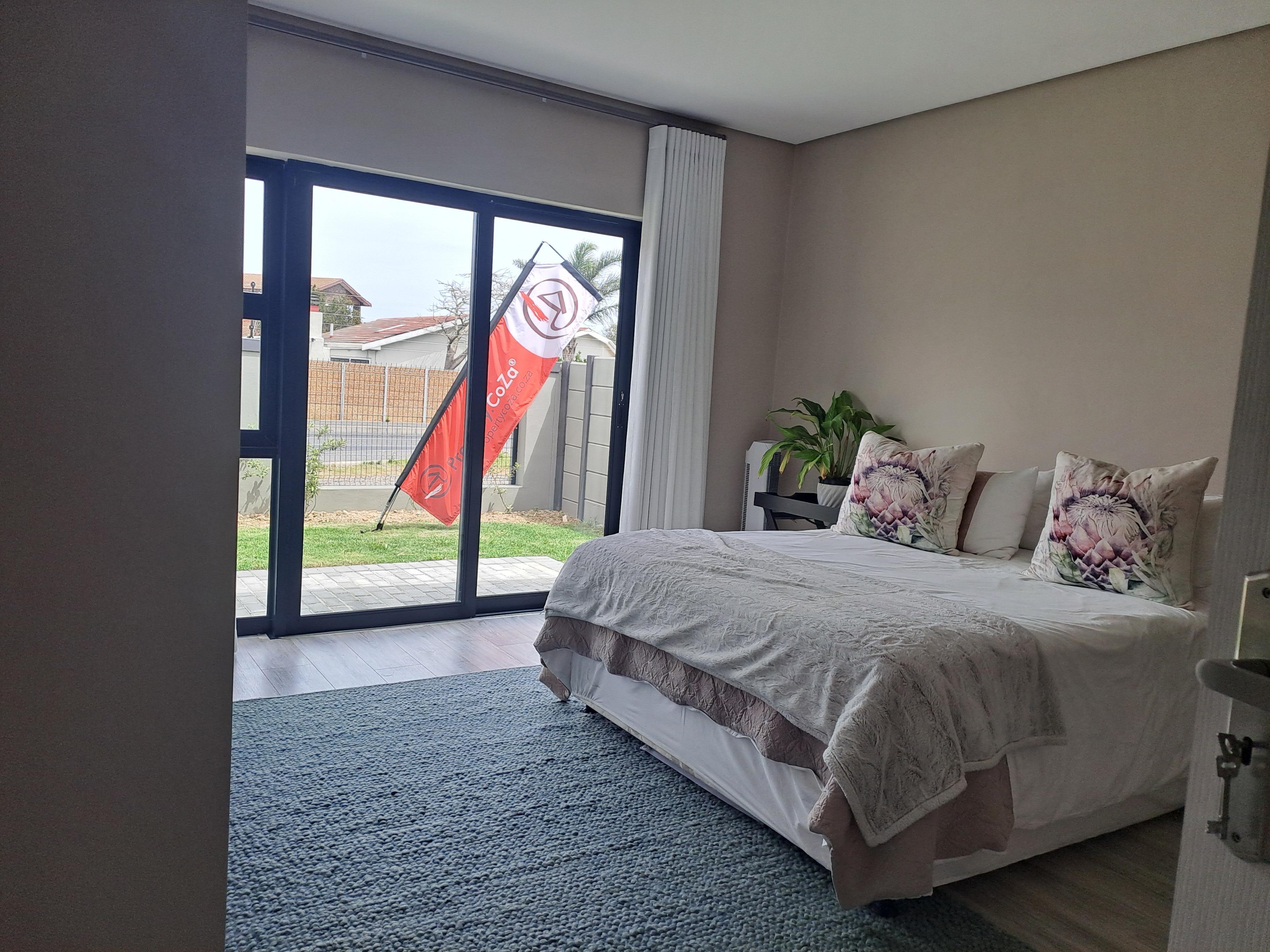 3 Bedroom Property for Sale in Sea Breeze Western Cape